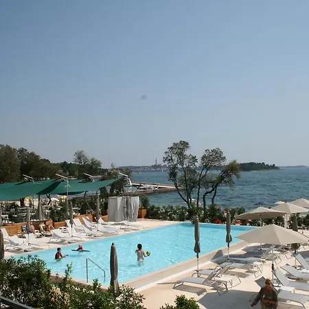 Village de vacances Camping Amarin *